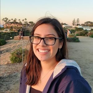 Meet your Posher, Nicole